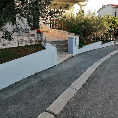דירות וינקורן The Blue House מראה חיצוני תמונה